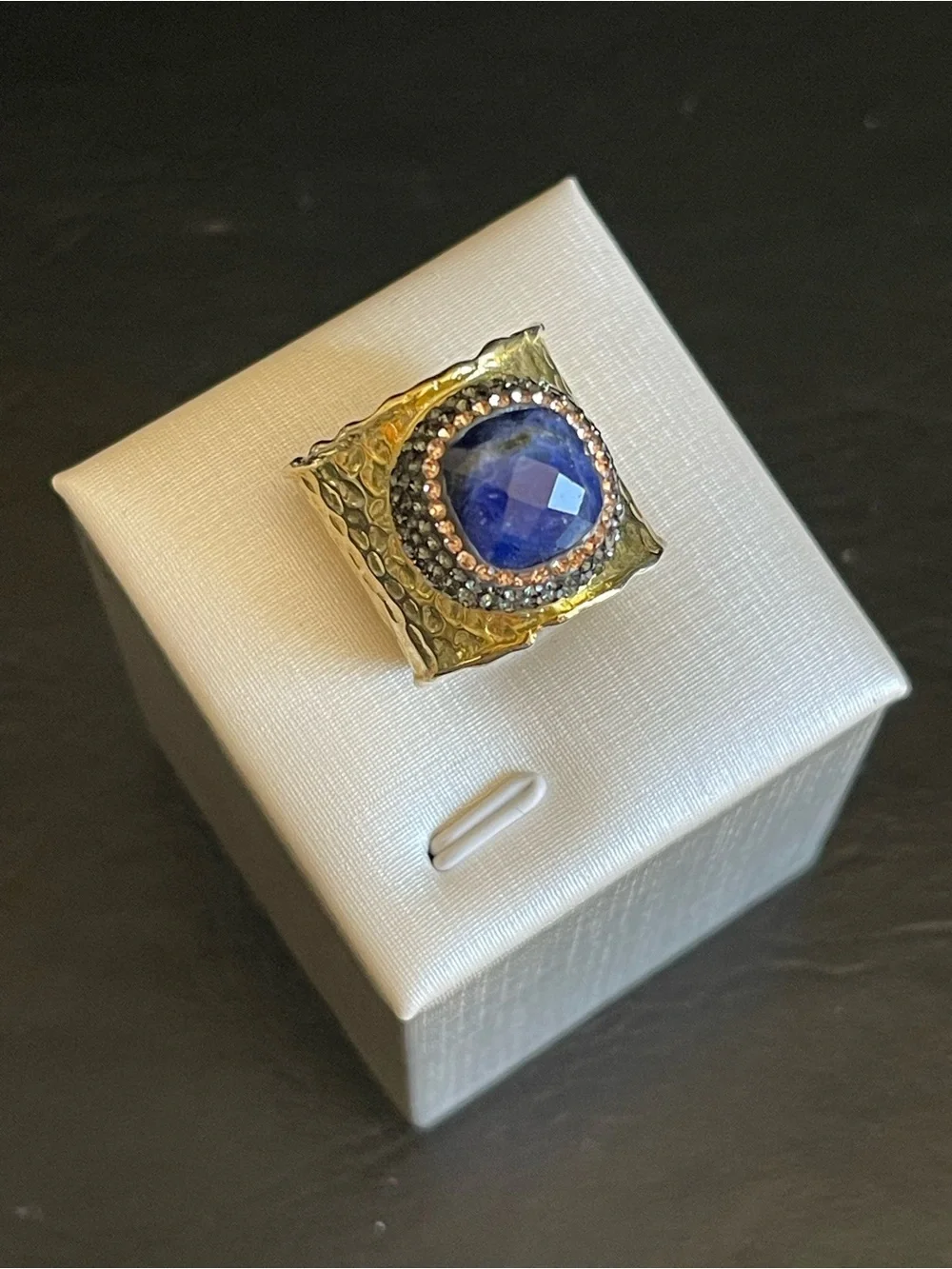 genuine Blue sapphire & crystal hammered ring.